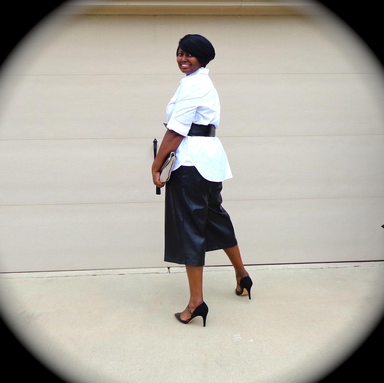 SizableChic's profile picture. Fashionista/Bargainista/Blogger/Writer/ Creative Soul/BSC alum/Justin Timberlake enthusiast!