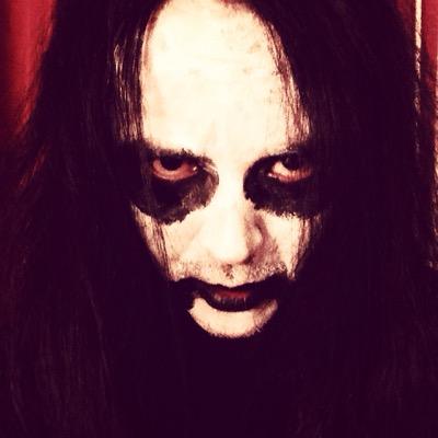 shutternamba's profile picture. ワンワンズ、身長2m、delusion valley、GOD GRIND、ZONNE