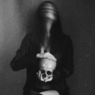 we all die in the end. I follow back most || Lesbian ||