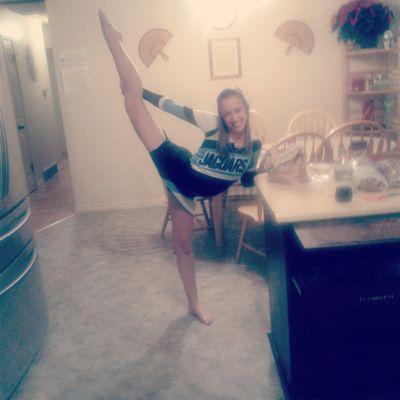 cheer_josie's profile picture. I'm a cheerleader for high school and for an all-star team.