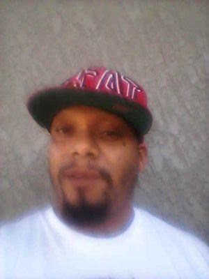 817_987's profile picture. agg town city finest and dats what it is