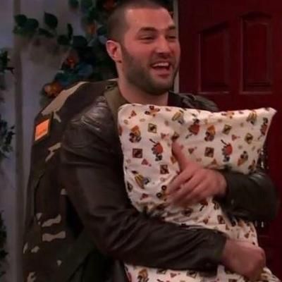 Goomer5's profile picture. My name's Goomer, or you can call me Uncle Fudge! My best friends are Sam, Cat, and Dice. I also like hot dogs even though they confuse me..