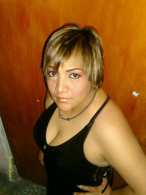 Bombera/Licenciada/Cantante/Me gusta la musica en general