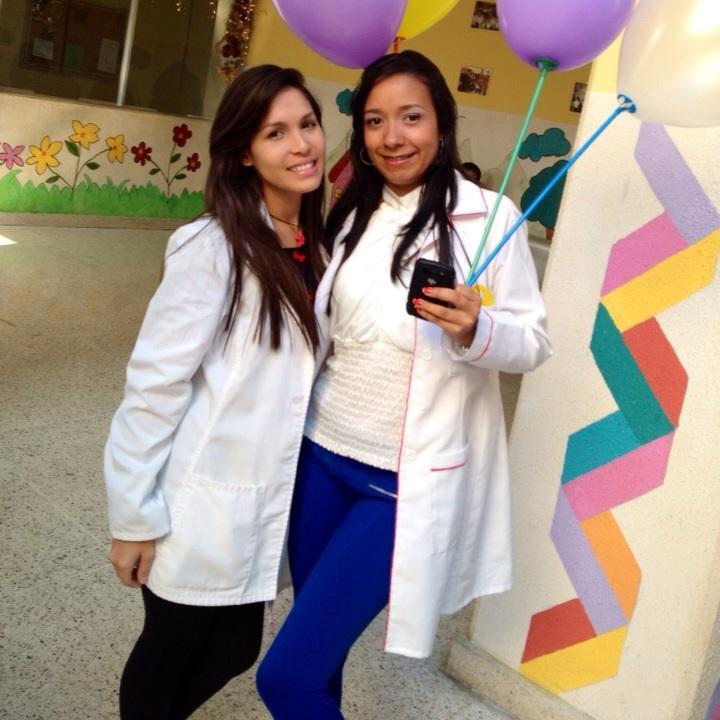 La vida no es tan fácil, pero hay que disfrutar todo lo que se pueda de ella!. ;D