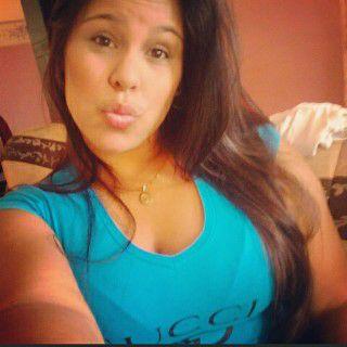 21. Estudiante de la Universidad Yacambu.                                                 CREO EN MI PAIS; VENEZUELA     ♥