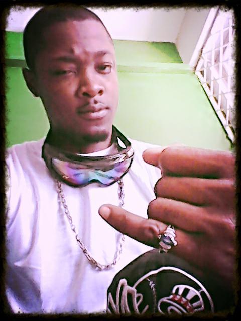 woozie106's profile picture. (YAT) young ambitious thug