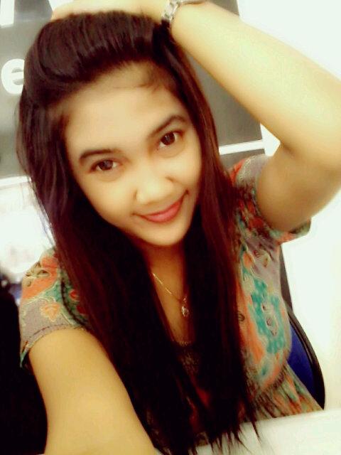 vichacenkz's profile picture. :)