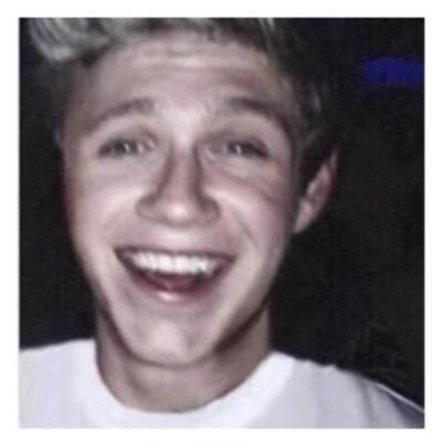 hi lovely! your fav will notice you soon ♡ 
follow @stylesthebaker !
