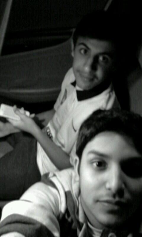 sm_341's profile picture. ‏اخاطب الناس على قدر عقولهم   حسابي بالاستقرام SAF55SAF