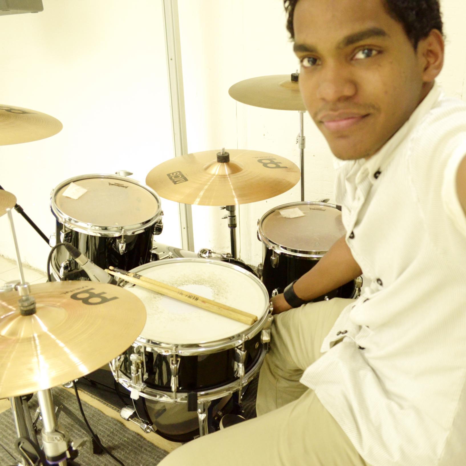 Hijo de Dios apasionado, Adoracion como estilo de Vida, Productor y Director Musical... Fotografo y Audiovisualista.. Passionate son of God, Worship as a way of