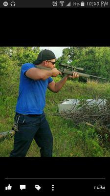 just a good ole hard workin blue collar country boy. huge heart, hard hands, strong back, and nice as can be. Officially taken avi is me. kik: deepwoodsboy