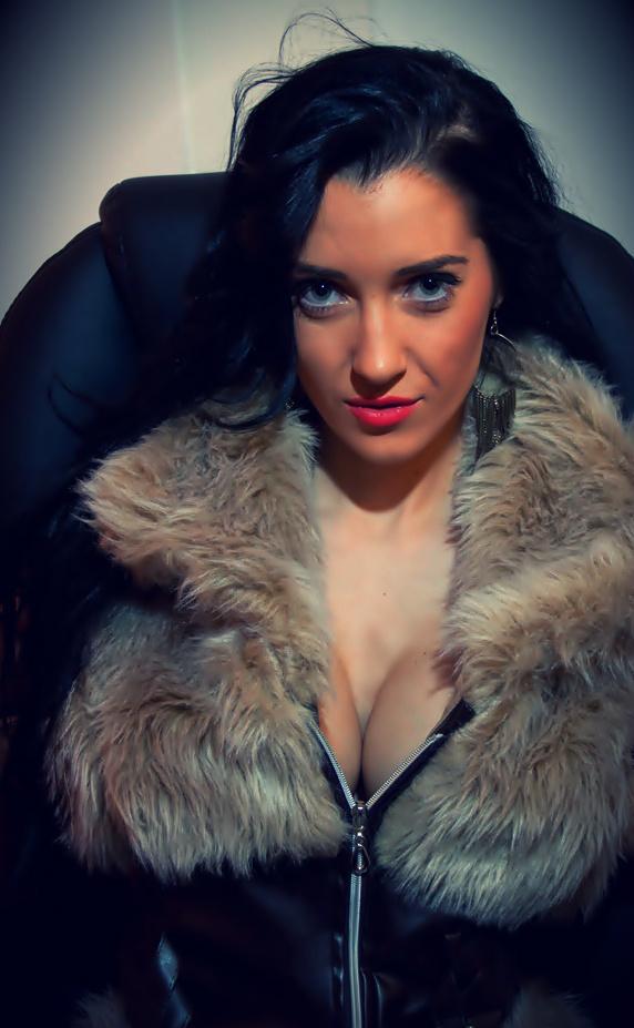 middlemission's profile picture. 