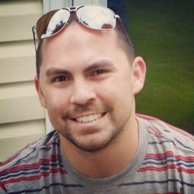 i'm Justin born & raised in Coweta, OK! Lovin' God, Guns, outdoors & any kind of auto  racing!!