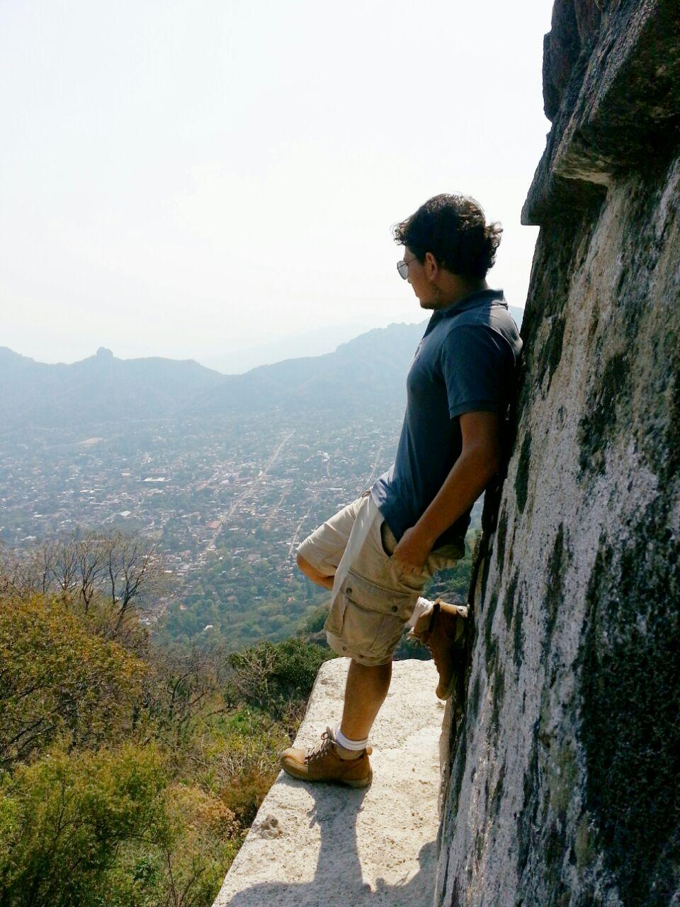 Open source developer, marathon runer, books lover and enthusiastic dreamer