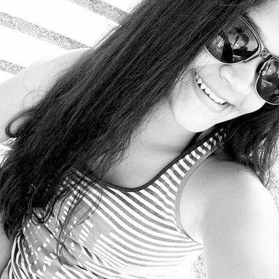 Miluuuchi's profile picture. Se terminó antes de empezar, tal vez es mejor así, terminar antes de sentir.