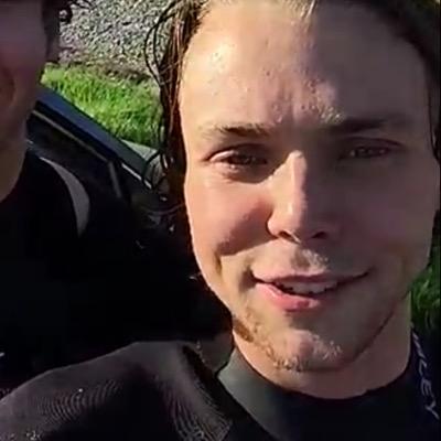 hi cutie, go follow @deepthroatmuke ilysm