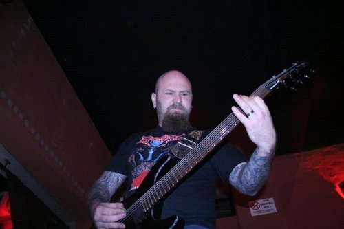 Business manager - Production and Broadcast - Audiosure. guitarist for Chaos Doctrine. Tracking, Mix and Mastering Engineer at Gemini AD Studios