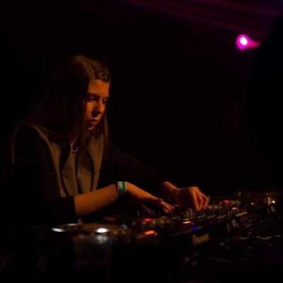 DjetteParisse's profile picture. Artstes IN 🇨🇭🏳️‍🌈