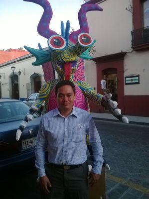 Abogado y Docente, amante del futbol, natacion, el acondicionamiento fisico, de la lectura, del cine pero sobre todo de una gran charla
