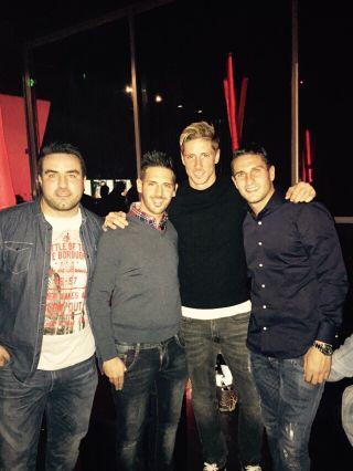 Vendedor de ocio,trabajador actual de @shokomadrid,del atletico de madrid a muerte,simpatico alegre y siempre con una sonrisa en la boca mas info 691269025 :)