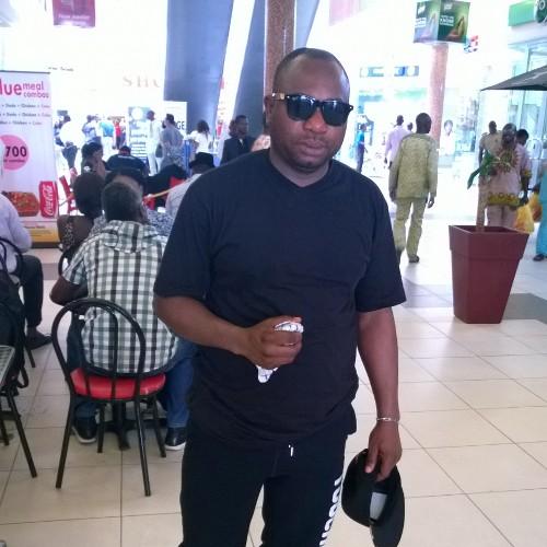 LARRYKBABY's profile picture. 