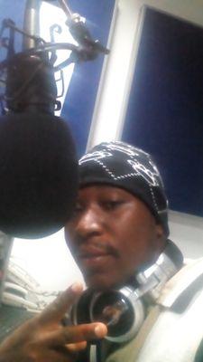 djcode160's profile picture. 