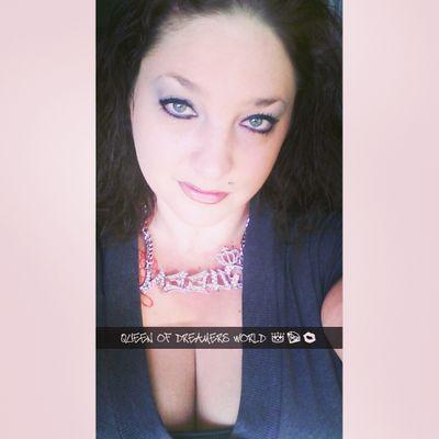 ladylyn310's profile picture. 