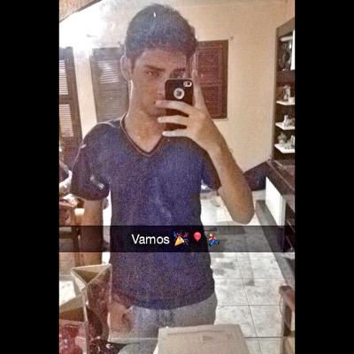 Vai vivendo que acontece e deixa a vida te modelar