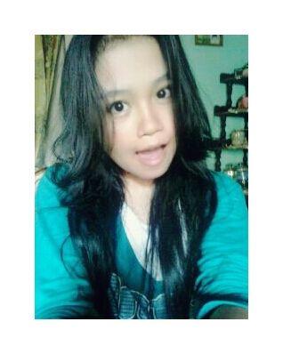 You beautiful with short hair is in the present time, but look pretty with long hair is a trend and style of all time ||♡♥ So simple  ;*