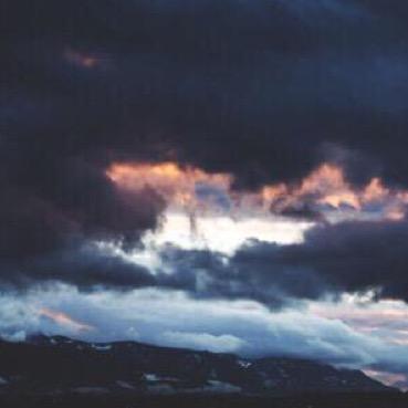 // ✵* . i just need somewhere to vent . * · ✷ //