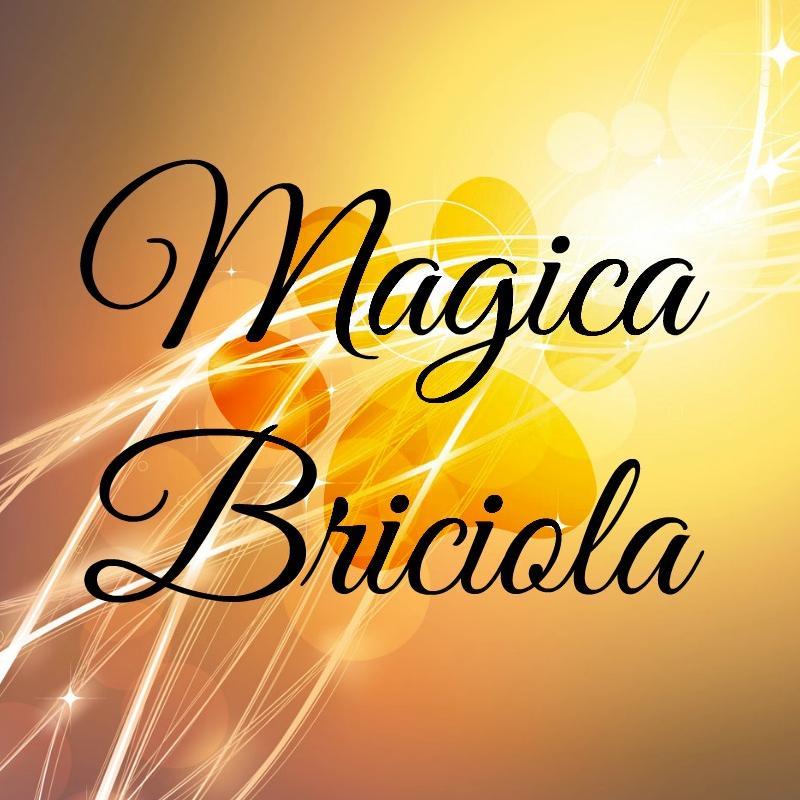 Ogni oggetto realizzato è #handmade a #maglia, #uncinetto, #ricamo e #creatività, con tanto #amore per oggetti unici. 
http://t.co/xDtqIyT27w