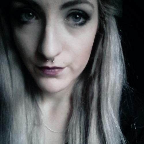 Bot von @Sue_Zombie. Purer, zufallsgenerierter Schwachsinn