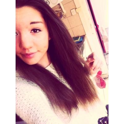 deborah_200414's profile picture. Toute bonne choses on une fin..

Je t'aime,et je t'aimerais pour toujours..

#Détruite. #CœurBrisé. #MaisAmoureuse..
