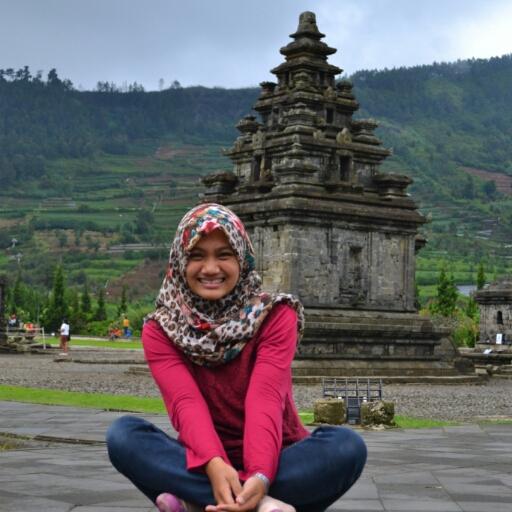 menjadi diri sendiri itu lebih baik:)