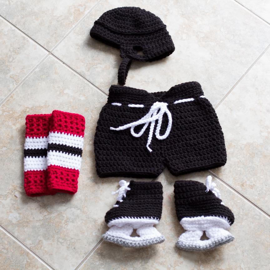 Whimsical-chic apparel and toys from Knits & Giggles. A variety of knit and crocheted items for newborns, children and adults.