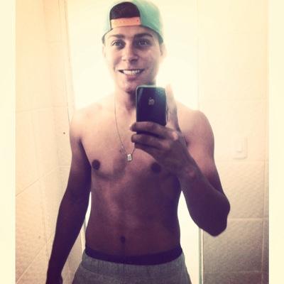 Poorq se eu sou a rima, você e a tal batida perfeita 
Snap: arrobafonseca