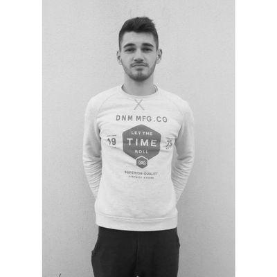 Lucas 17 ans | Design Automobile             080414