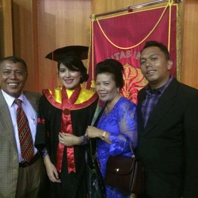 ririsitumorang's profile picture. Wahyu 3:7-8