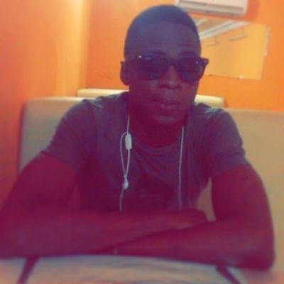 Je m'appelle christian ageii de ... Si tu veux savoir merne tes enquetes ☺ .Mon PIN :26400BA6 #c'est tous quoi