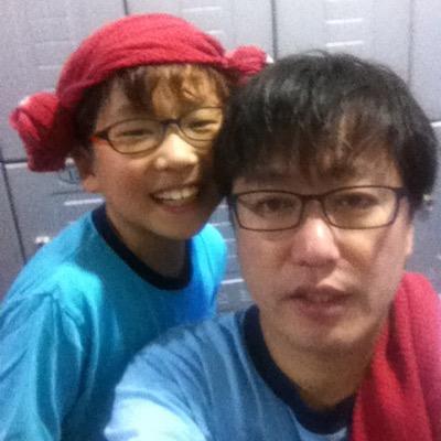 공주사대부고 졸업 단국대 고분자 공학과 졸업 현대약품 bard Korea 근무했음 현 흙소리 대표이사 근무중