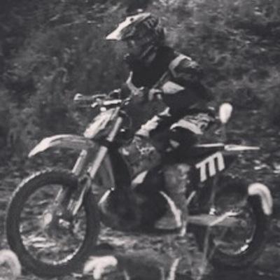 JtYzxc's profile picture. race my dirt scooter #777