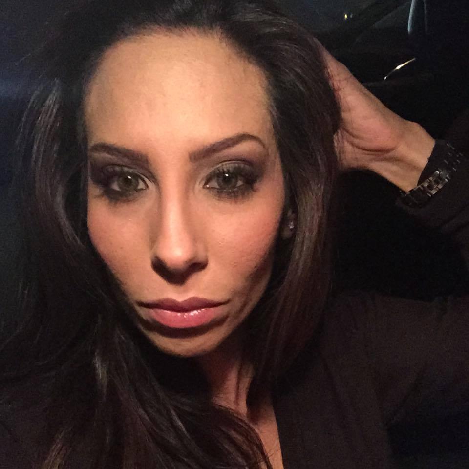 renaesanchez319's profile picture. Book reviewer | Educator | Inspiration provider | Romantic philosopher