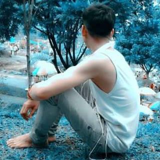 slow.manly.agresif kalo lihat duit. top.uncut.26thn. reg kalo ingin lihat poto