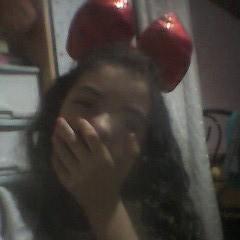 OzatZeynep's profile picture. 