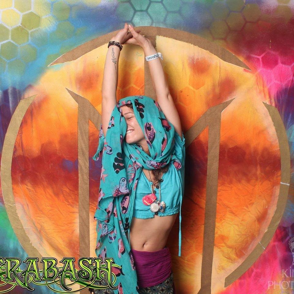 LoveLightLeslie's profile picture. 