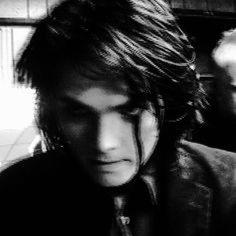 ||ємσтισиℓєѕѕ and нєαятℓєѕѕ. Don't expect me to fαℓℓ in ℓσνє.||