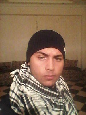 وحدى لكن ونسان
وقلبى طرب