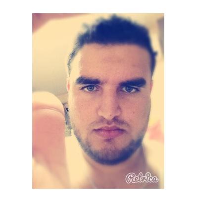 OmarIbrahemHam's profile picture. engineering student at guc we el 3isha morra :D