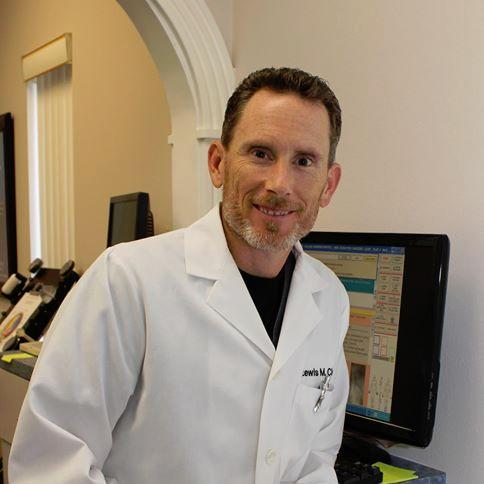 Clark Chiropractic emphasizes improving your health in an effort to reduce the risk of pain and illness.