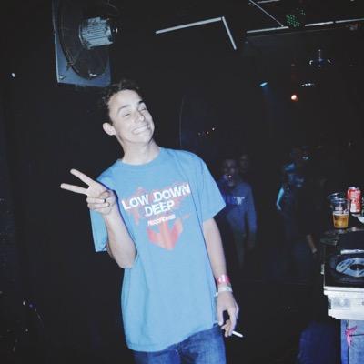 dj_senza's profile picture. 